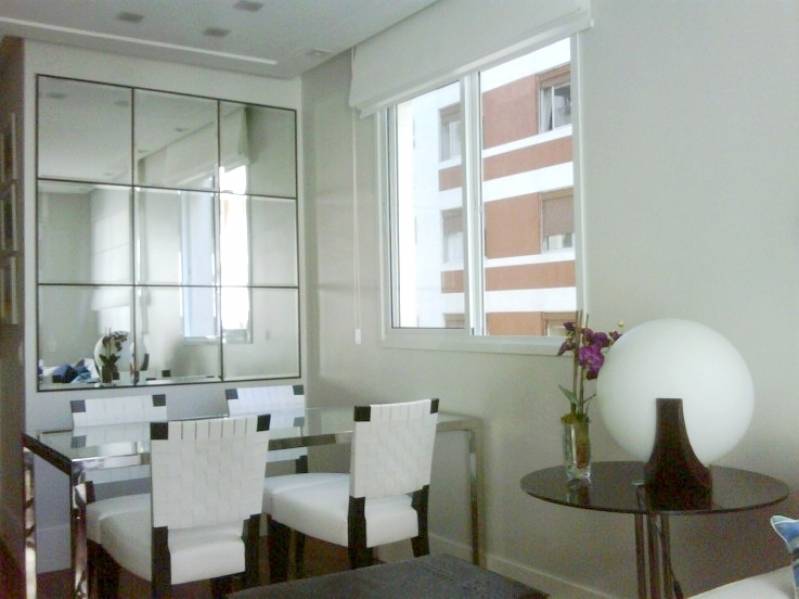 Instalação de Espelho para Decorar Sala de Jantar Vila Augusta - Espelho para Banheiro de Apartamento